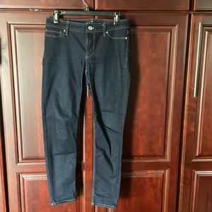 White House Black Market Jegging skinny jeans